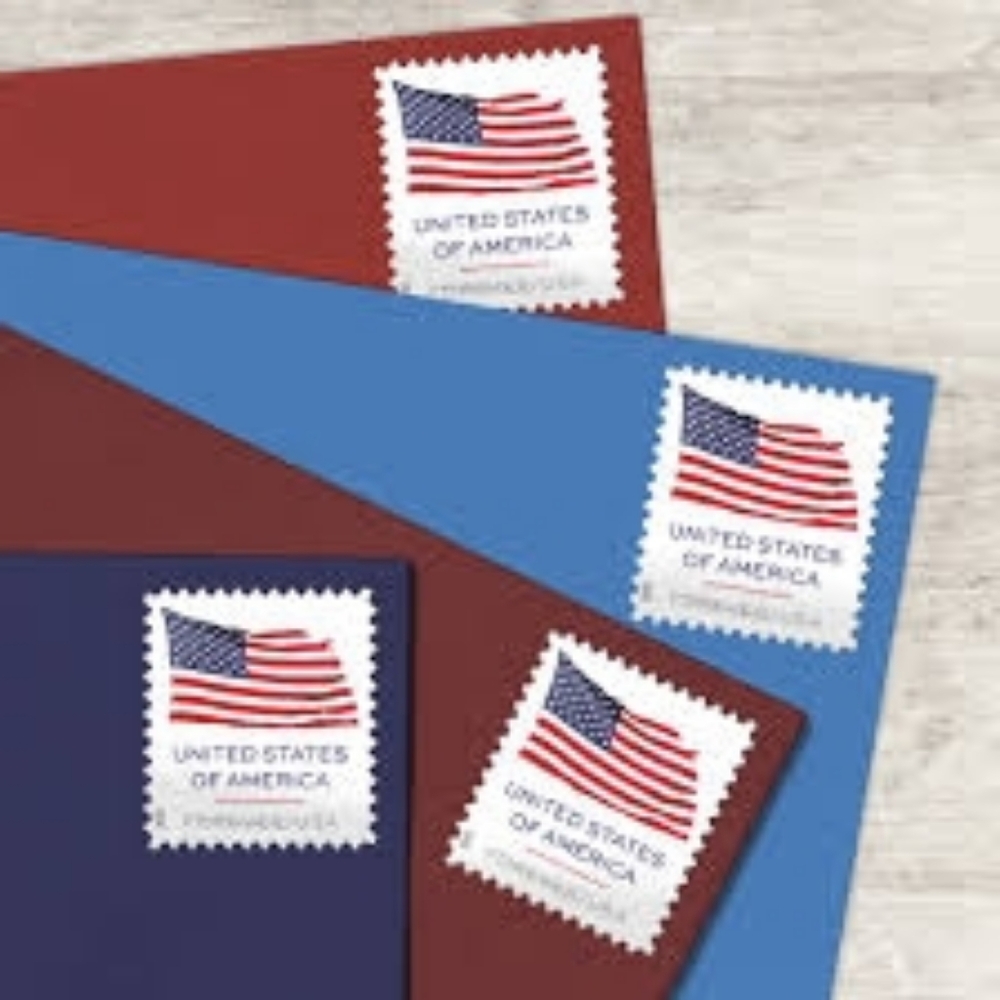 Forever Stamps Roll Of 100‎ First Class USPS Stamp 2025 U.S. Flag Postage